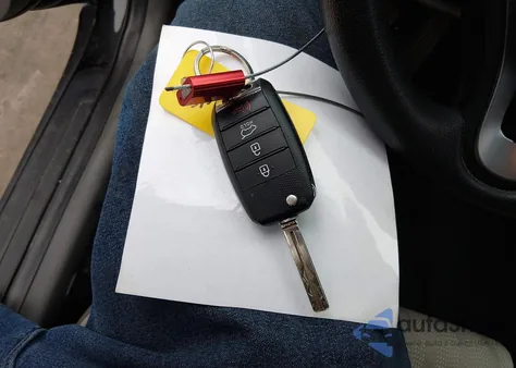 2019 Kia Sportage Lx z USA, uszkodzony, nr VIN KNDPMCAC3K7612006